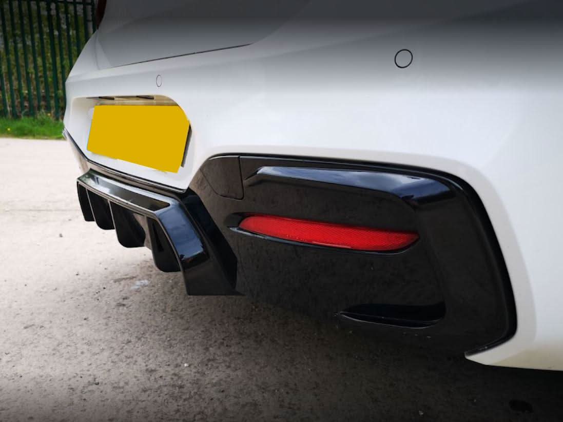 Gloss Black Rear Diffuser Twin Exhaust for BMW F20 1 Series LCI 15-19