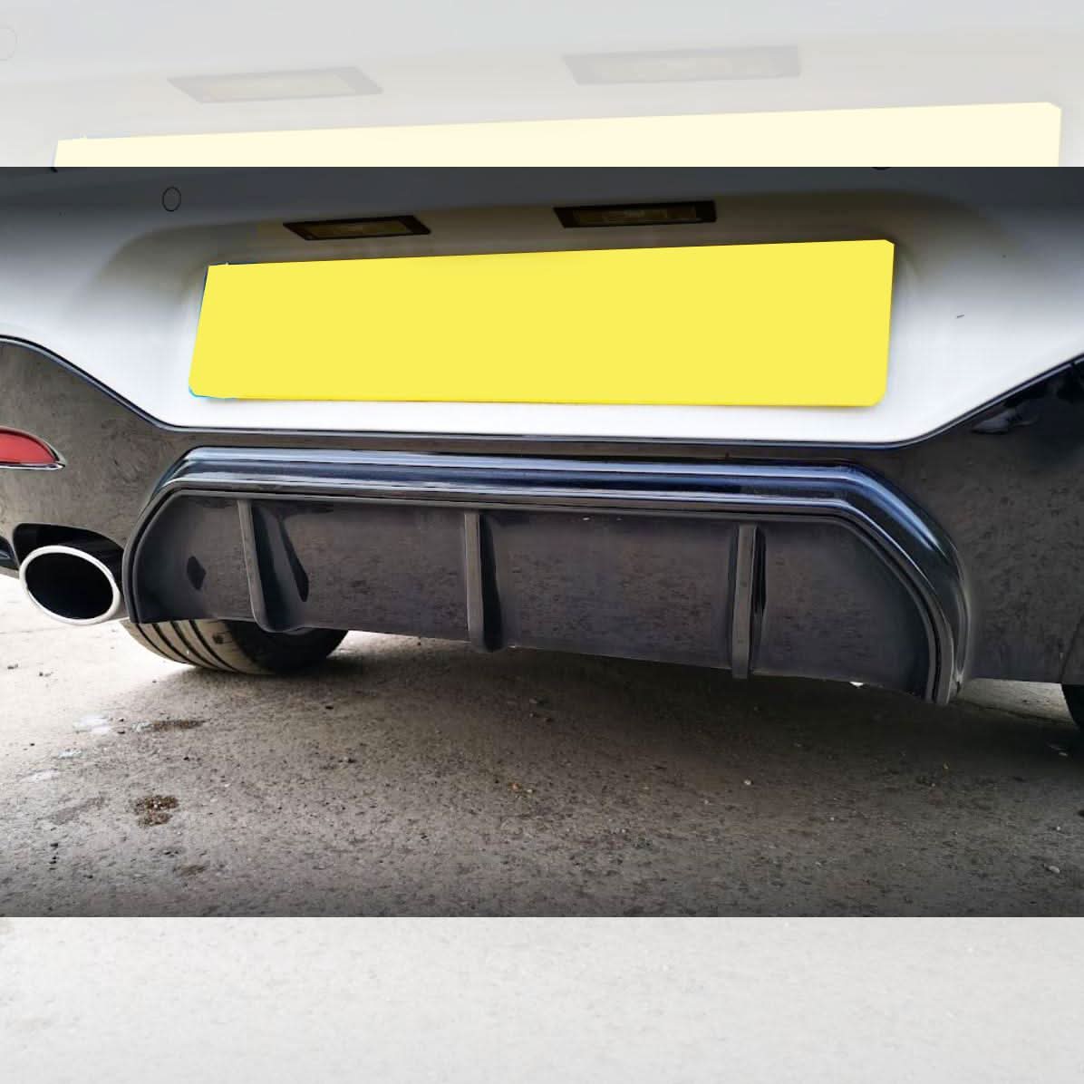 Gloss Black Rear Diffuser Twin Exhaust for BMW F20 1 Series LCI 15-19