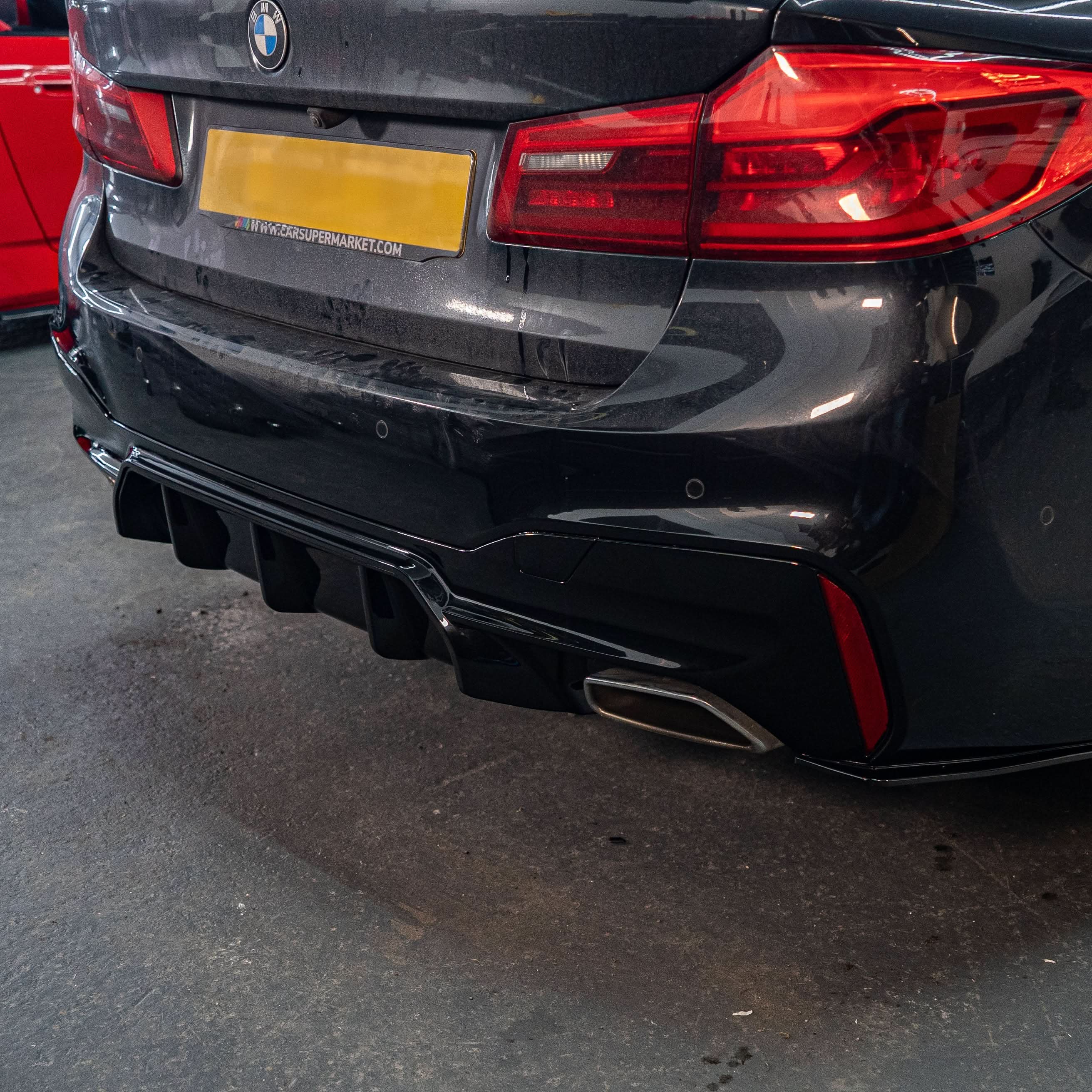 M5 Style Gloss Black Rear Diffuser for BMW F90 M5 & G30 G31 5 Series M Sport 17-24