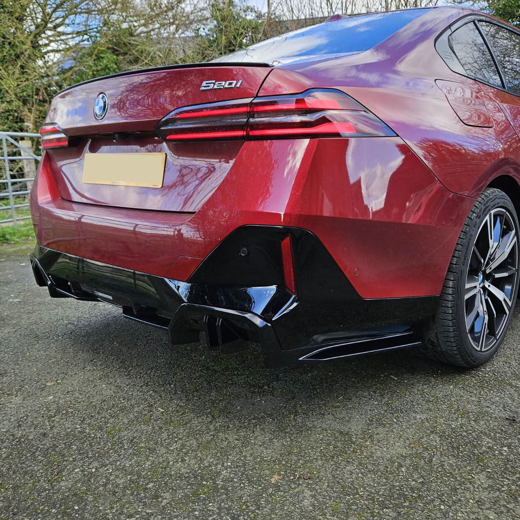 MP Style Gloss Black Rear Diffuser for BMW G60 5 Series 24-Present