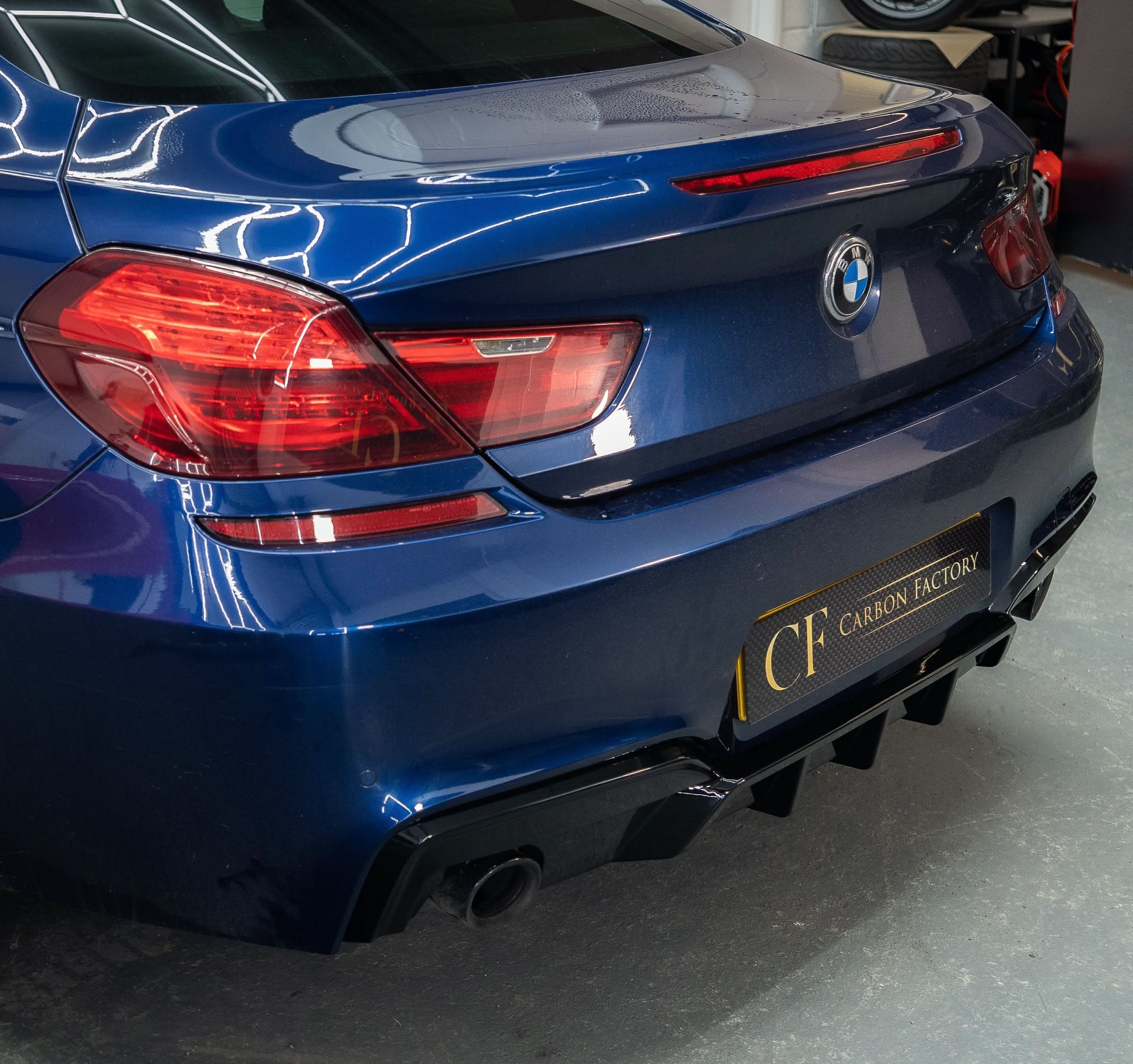V Style Gloss Black Rear Diffuser Dual Exhaust for BMW 6 Series F06 F12 F13 M Sport 12-17