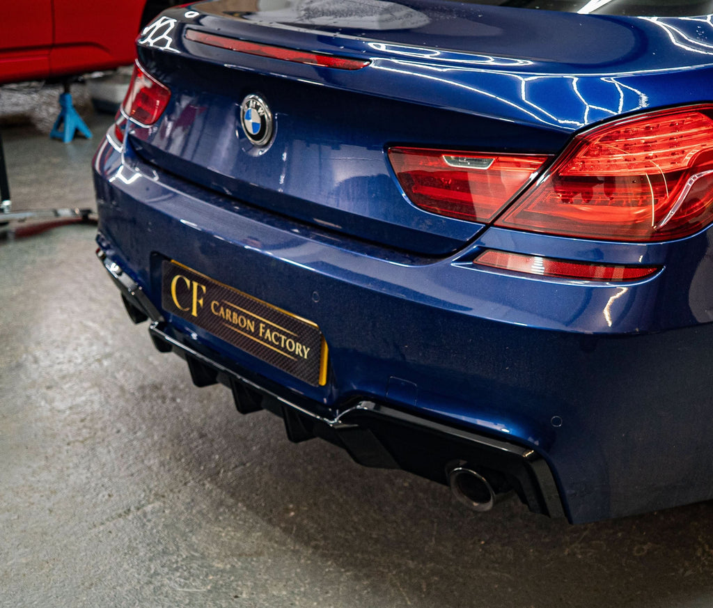 V Style Gloss Black Rear Diffuser Dual Exhaust for BMW 6 Series F06 F12 F13 M Sport 12-17