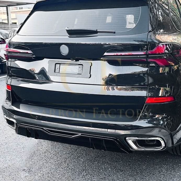 V Style Gloss Black Rear Diffuser for BMW G05 X5 19-25