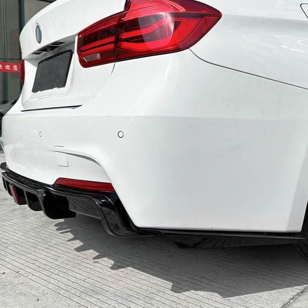 V Style Gloss Black Diffuser for BMW F30 F31 3 Series 12-19