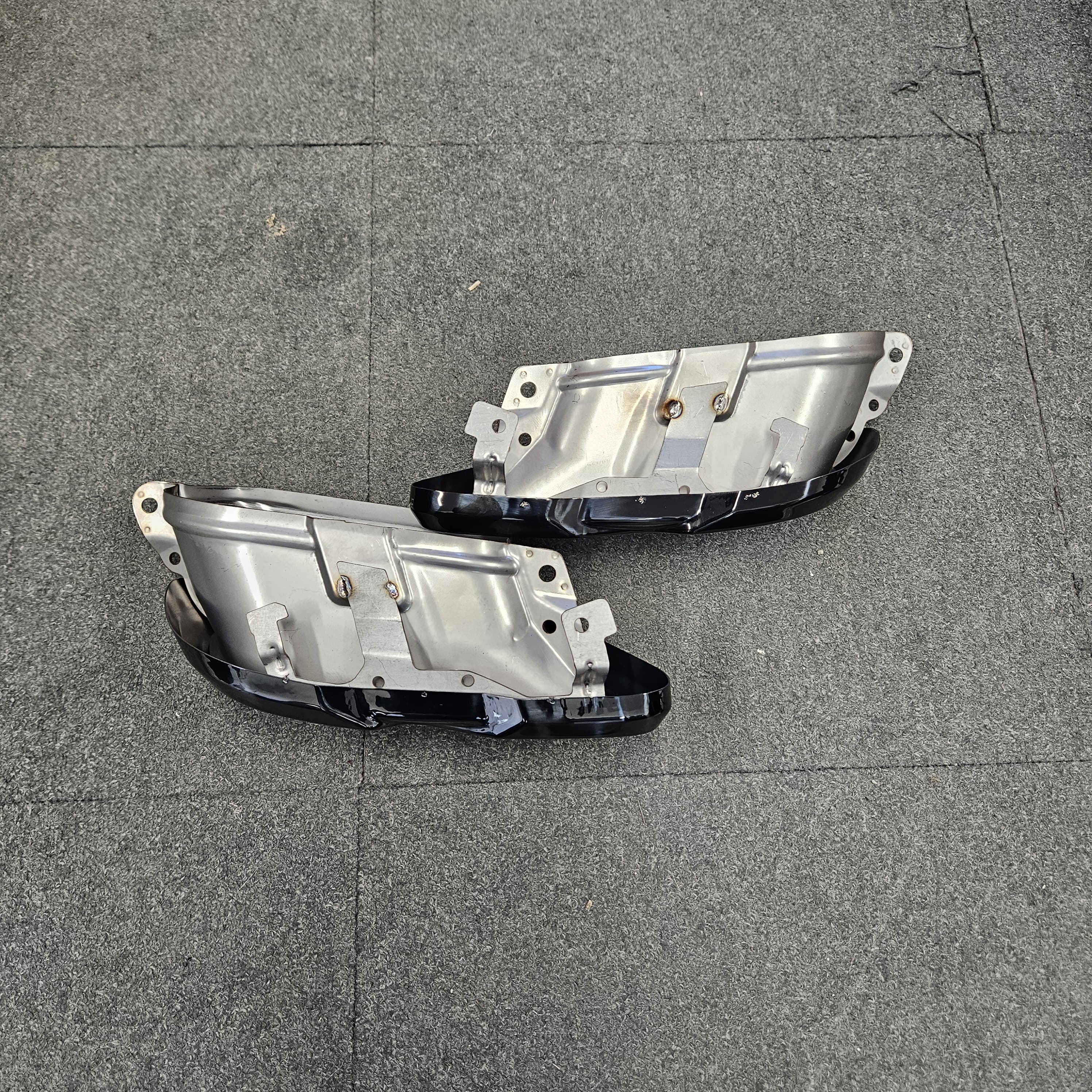 Gloss Black Exhaust Tips for BMW G05 LCI X5 G07 X7 23-Present