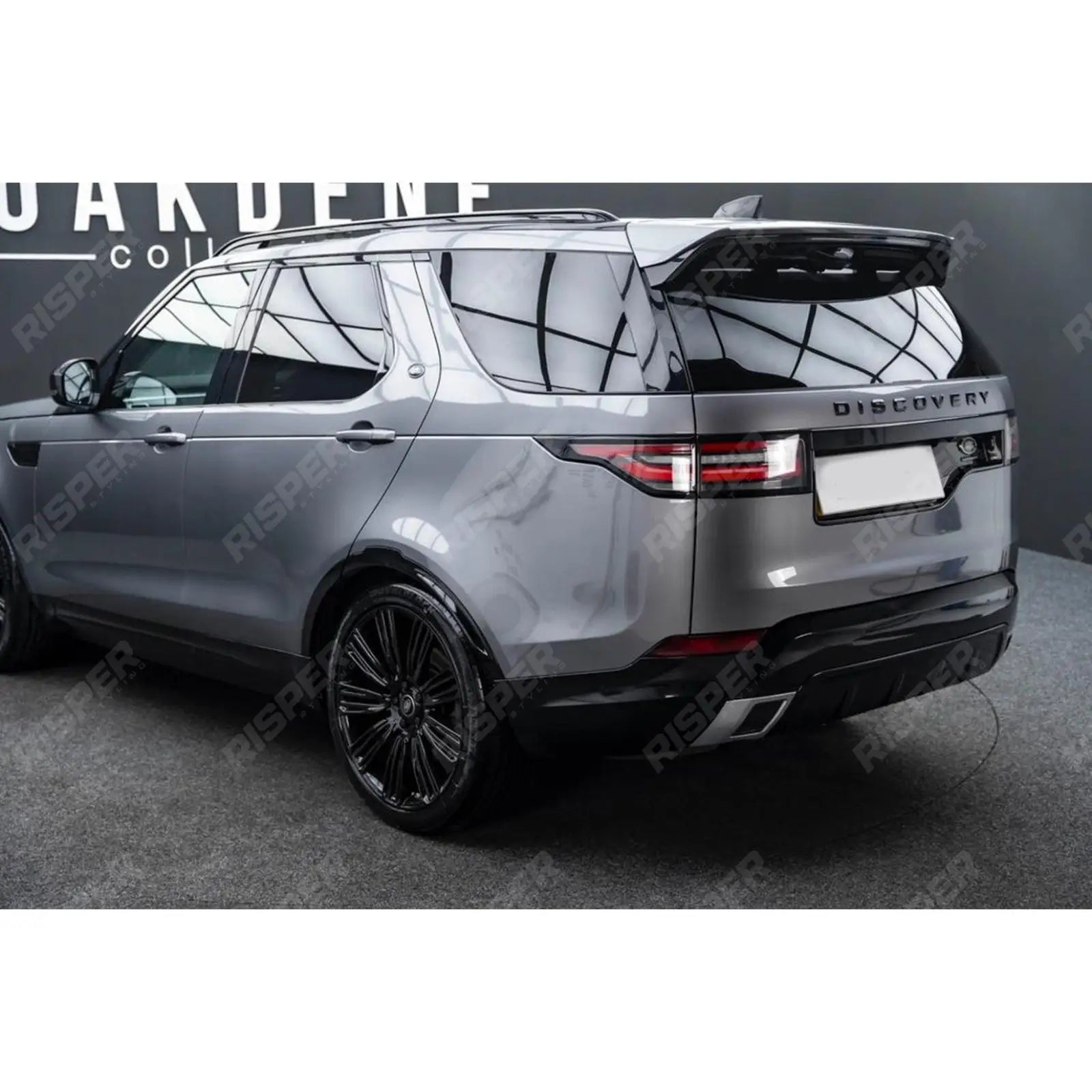 Gloss Black For Land Rover Discovery 5 Rear Bumper Tow Eye Cover