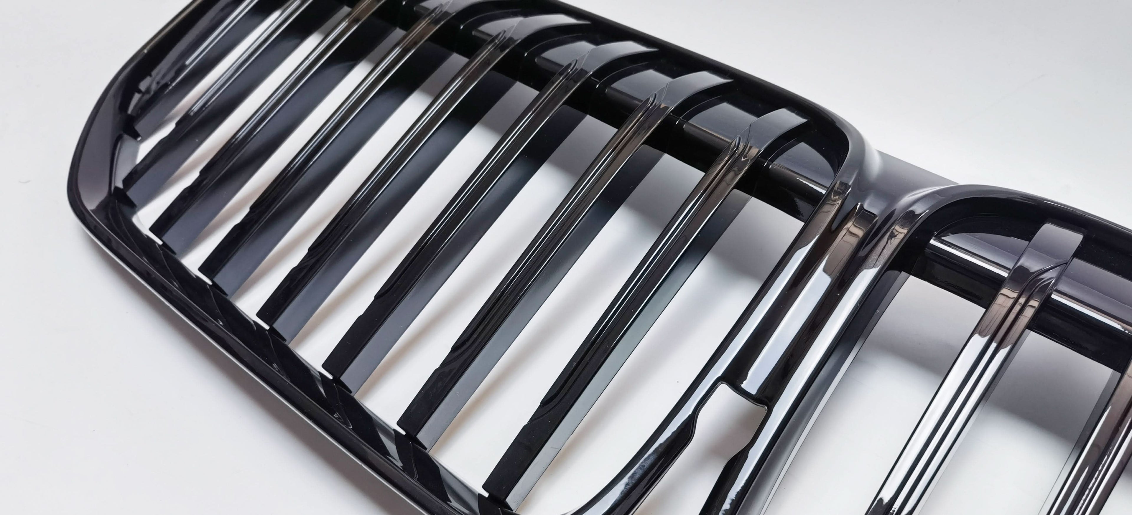 Gloss Black Front Grille for BMW G11 G12 7 Series LCI 20-23