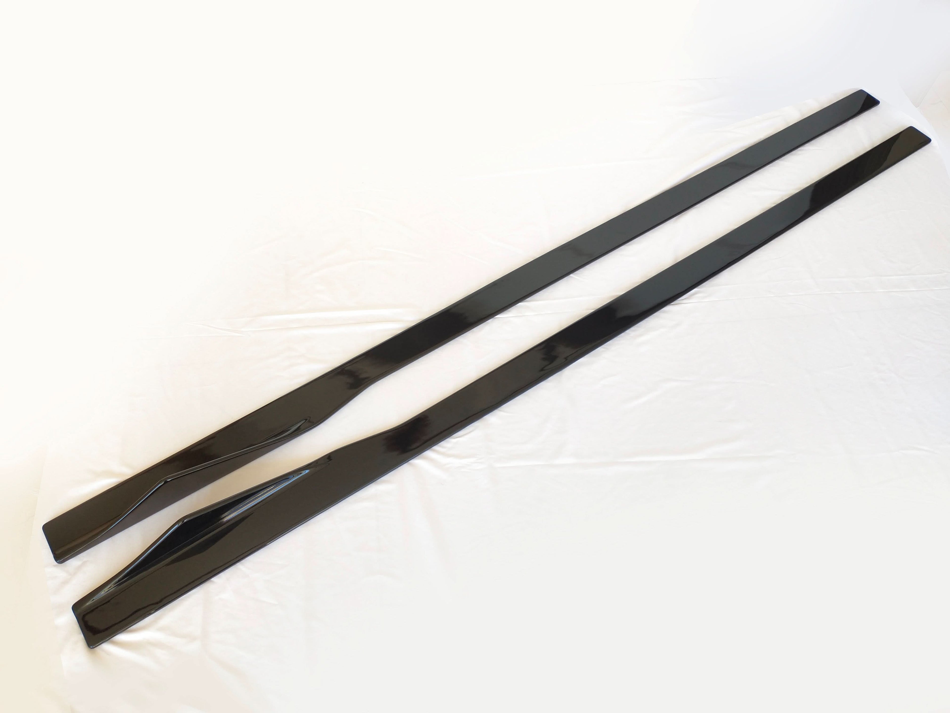 AC Style Gloss Black Side Skirts for BMW G14 G15 8 Series 19-Present
