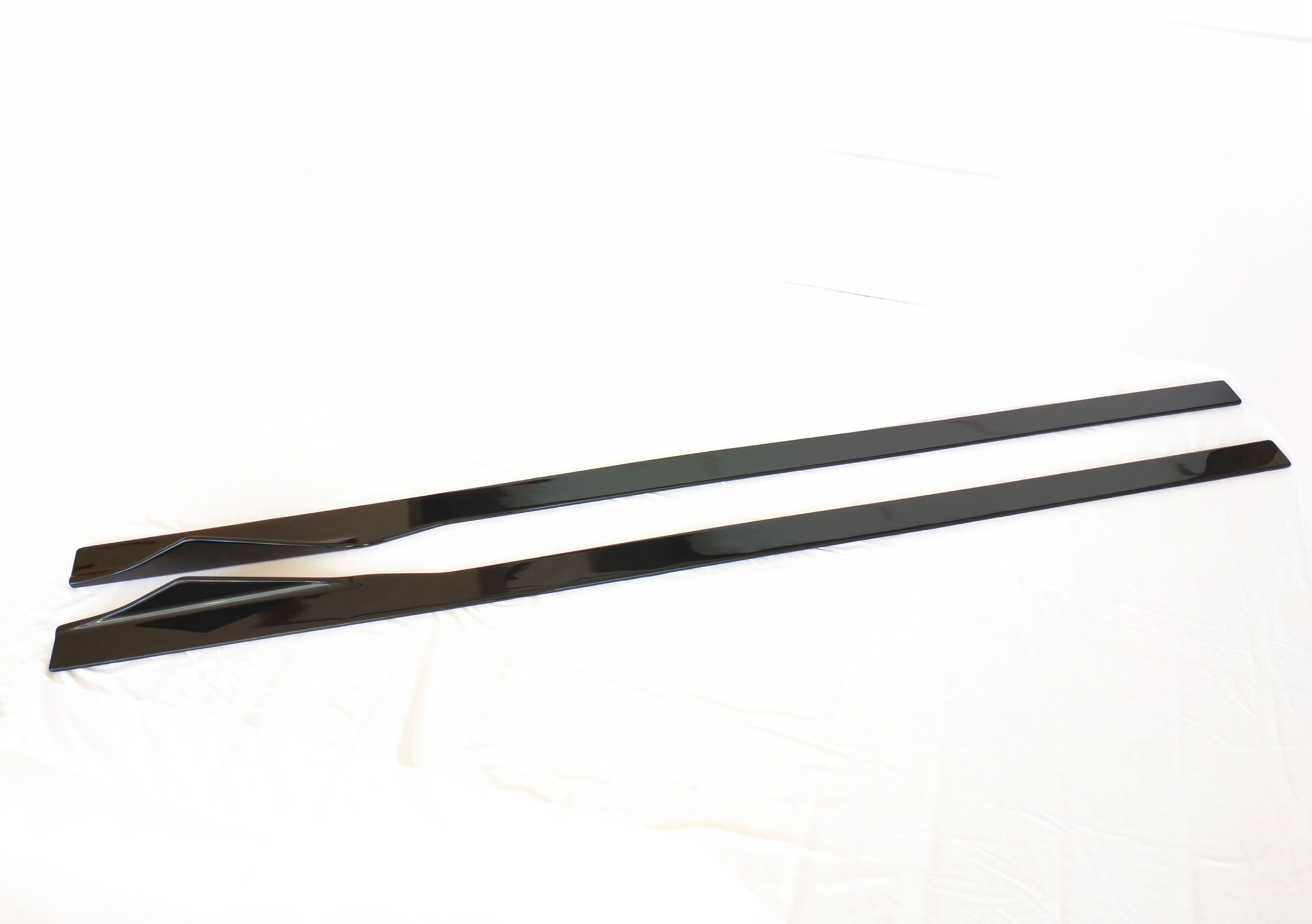 AC Style Gloss Black Side Skirts for BMW G14 G15 8 Series 19-Present