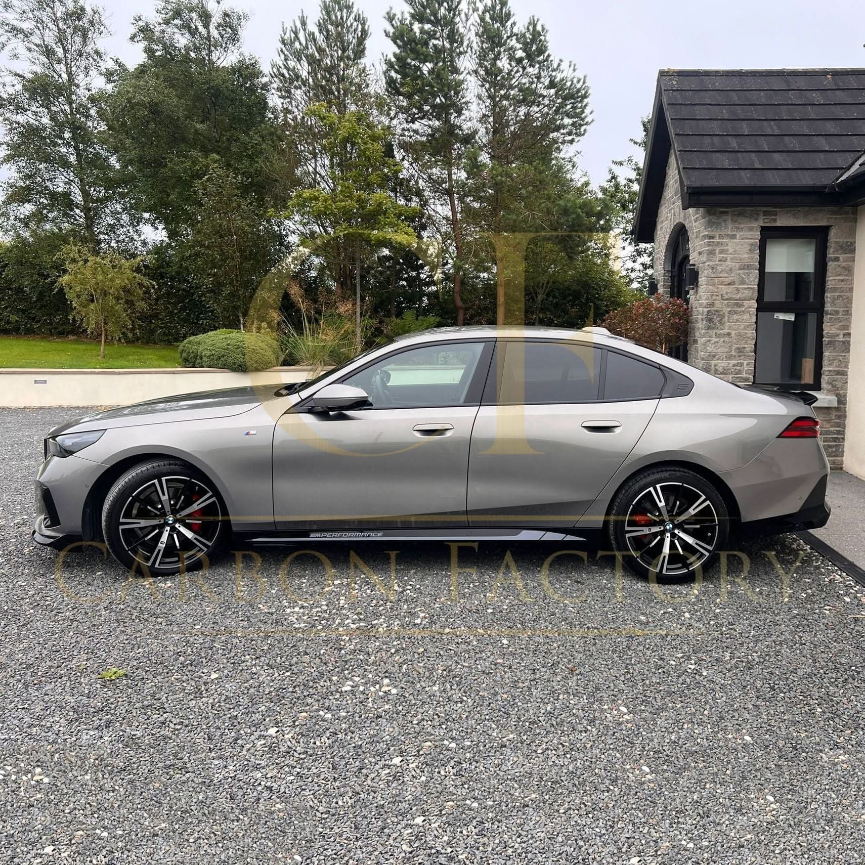MP Style Gloss Black Side Skirts for BMW G60 5 Series 24-Present