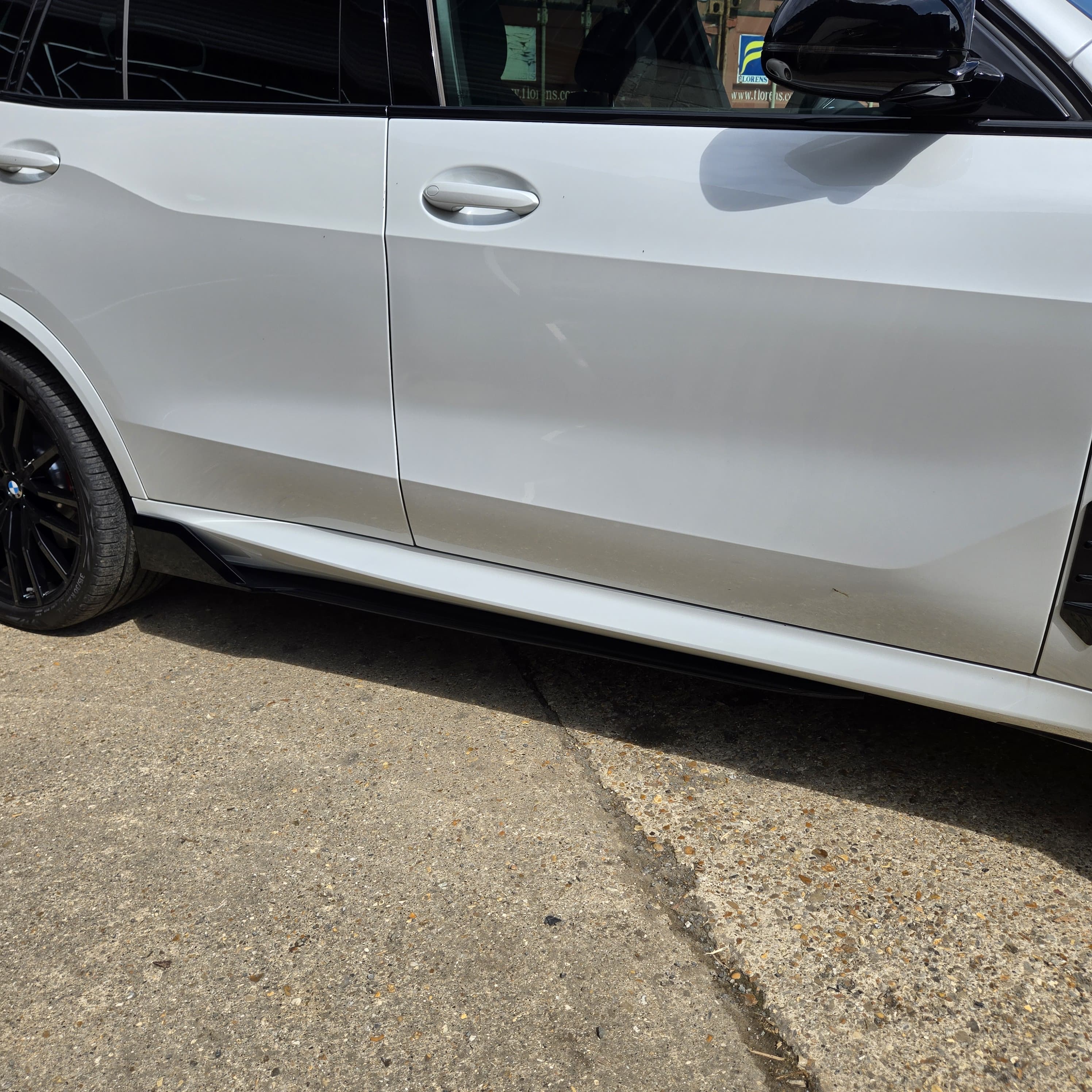 Gloss Black Kit 1 Side Skirts for BMW G05 LCI X5 23-Present