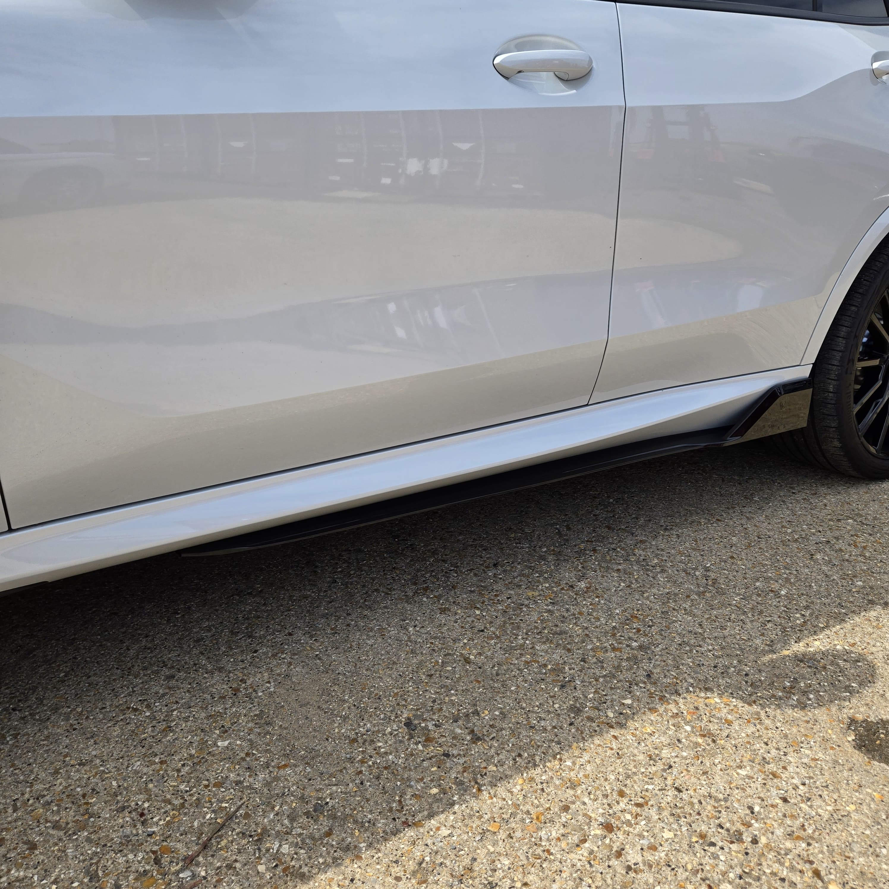 Gloss Black Kit 1 Side Skirts for BMW G05 LCI X5 23-Present