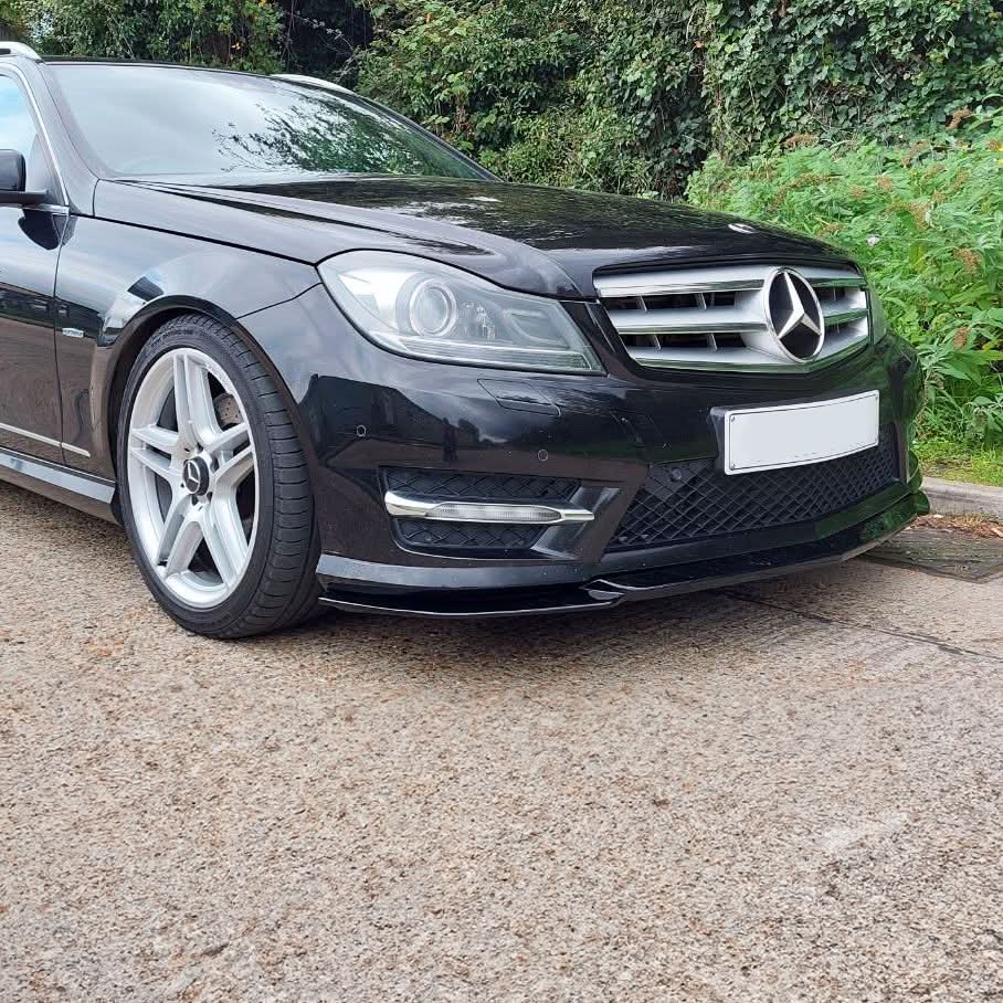 A Style Gloss Black Front Splitter for Mercedes Benz W204 C Class 08-14