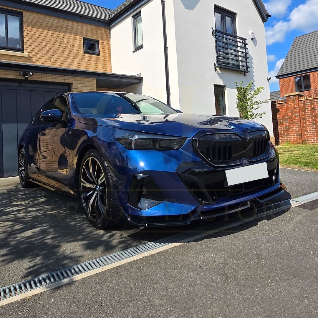 MP Style Gloss Black Front Splitter 4 Pieces for BMW G60 5 Series 24-Present