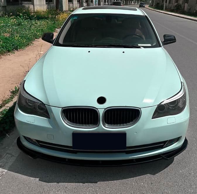 MP Style Gloss Black Front Splitter for BMW E60 E61 5 Series LCI 08-10
