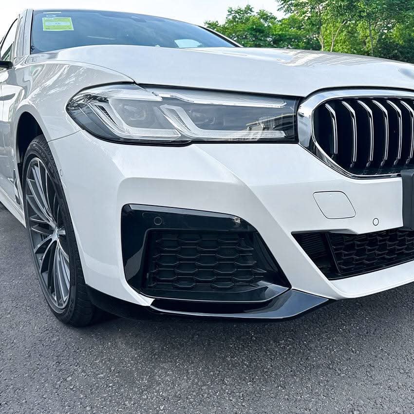 MP Style Gloss Black Front Splitter Upper Pieces for BMW G30 5 Series LCI 21-24