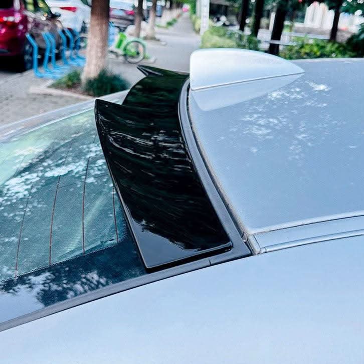 Gloss Black Roof Spoiler for BMW E60 5 Series 04-10