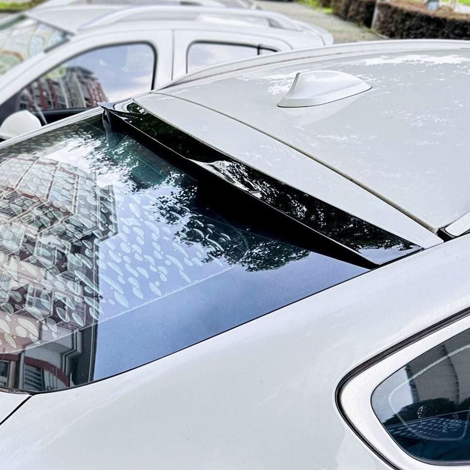 V Style Gloss Black Roof Spoiler for BMW F26 X4 14-18