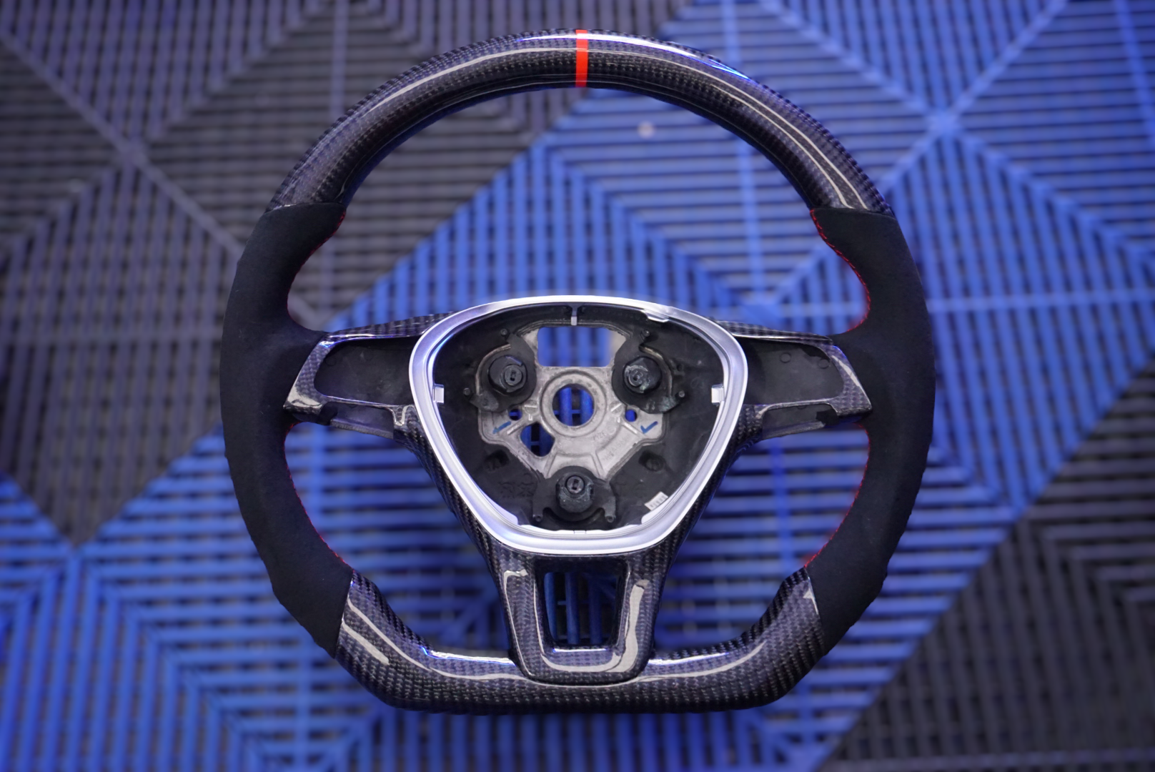 Volkswagen Multi Model Carbon Fibre Steering Wheel (Custom)