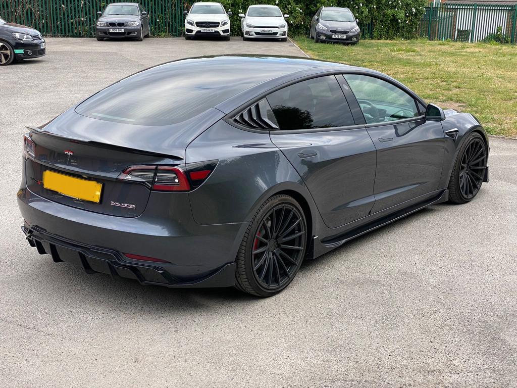 Tesla Model 3 Body Kit UK | Front Splitter, Diffuser & Styling KITS UK