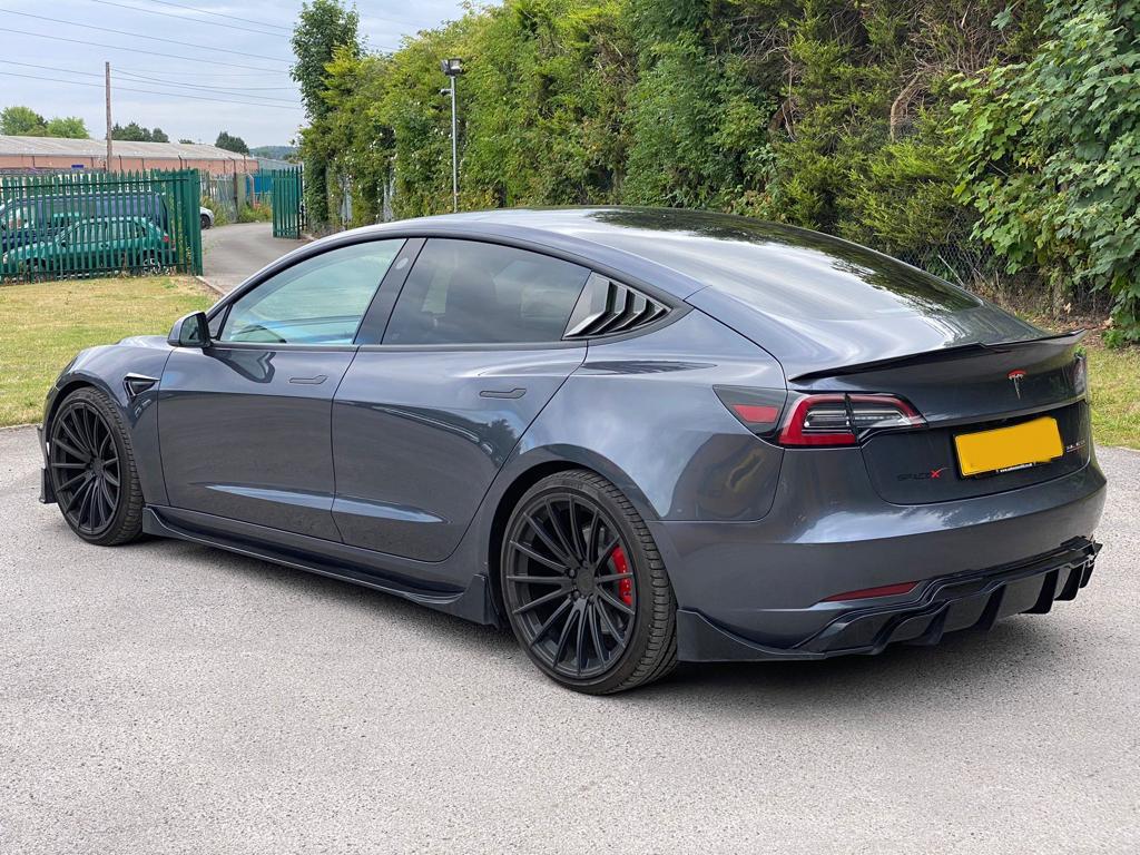 Tesla Model 3 Body Kit UK | Front Splitter, Diffuser & Styling KITS UK