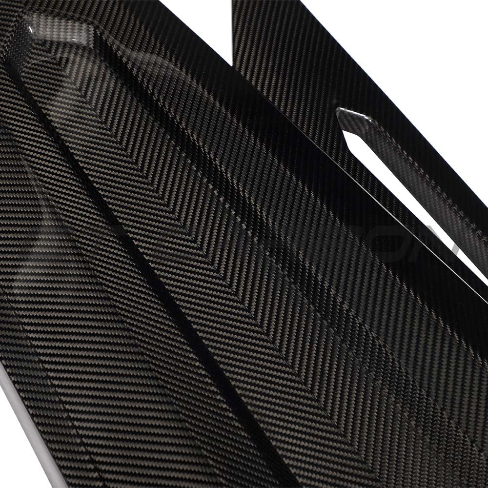 LAMBORGHINI REVUELTO CARBON FIBRE ENGINE COVER & ROOF SCOOP - CT DESIGN