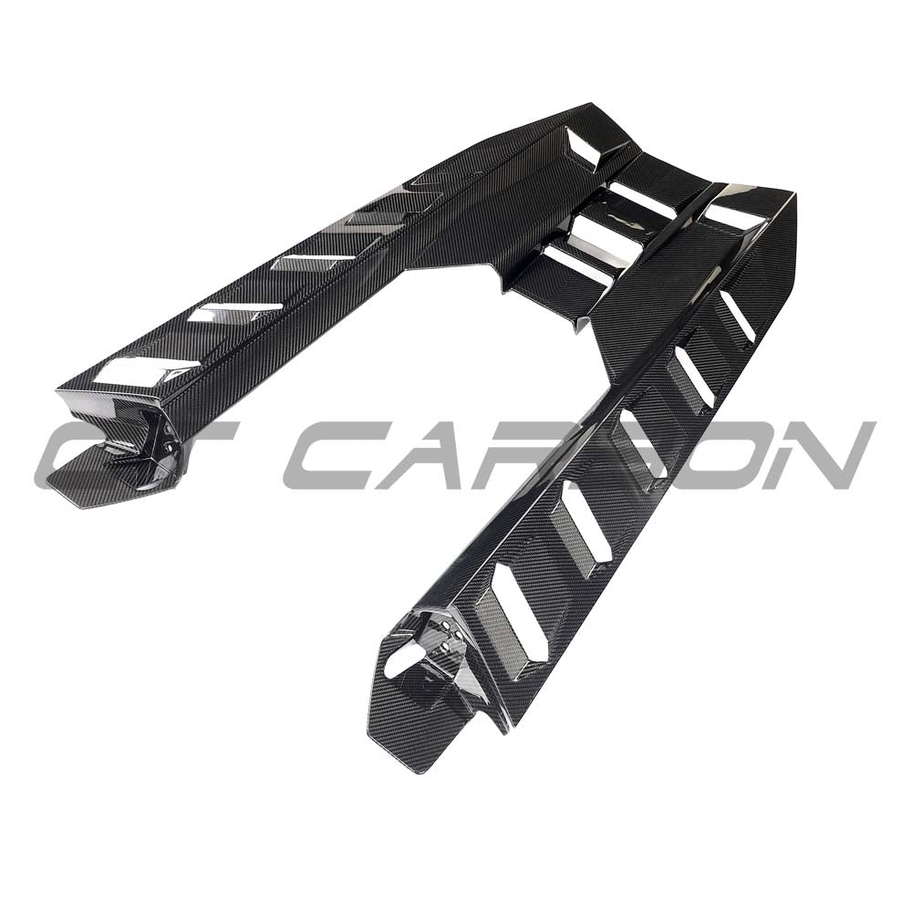 LAMBORGHINI REVUELTO CARBON FIBRE ENGINE COVER & ROOF SCOOP - CT DESIGN