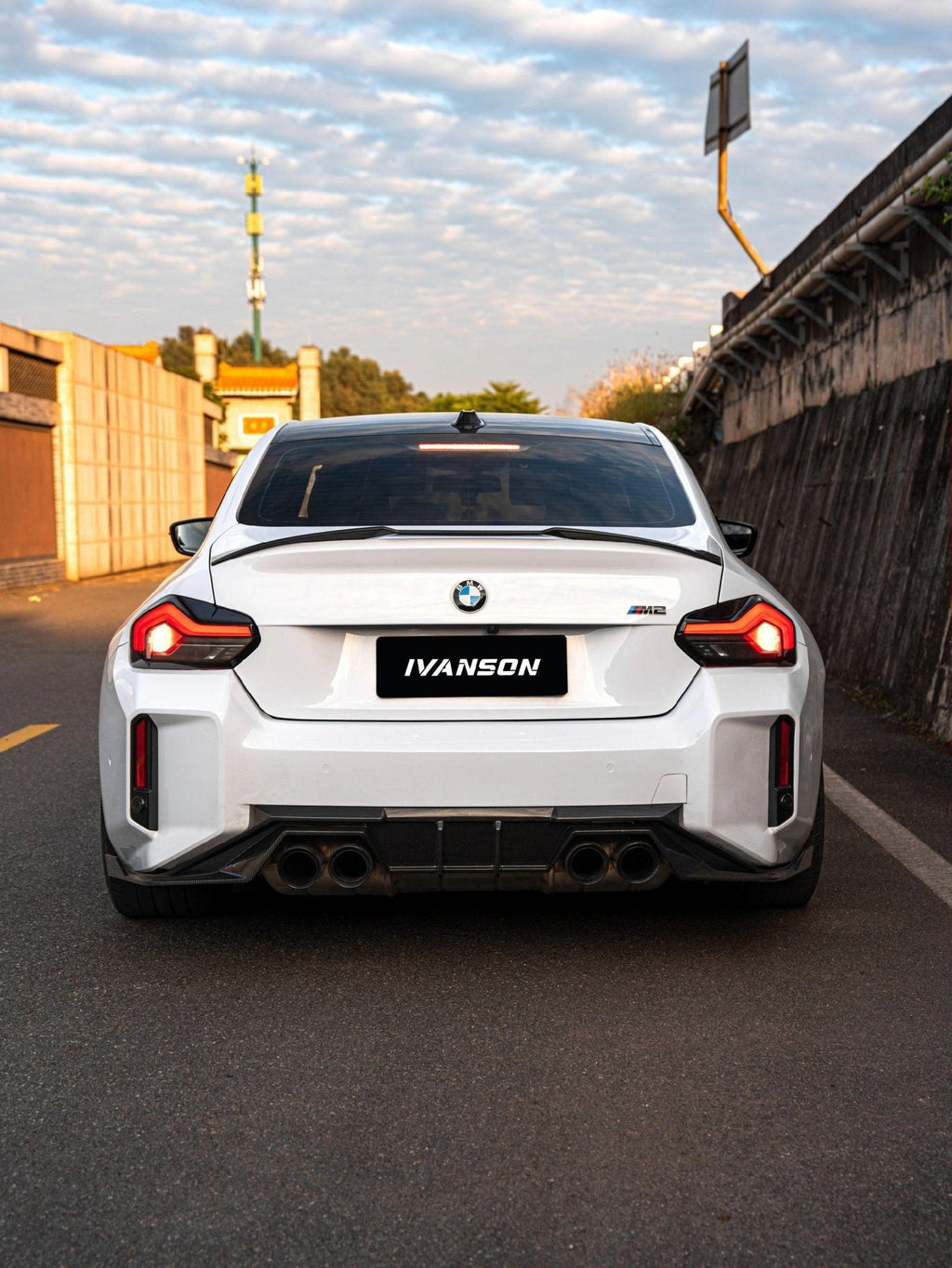 IVANSON - BMW M2 G87 DRY CARBON FIBER REAR DIFFUSER