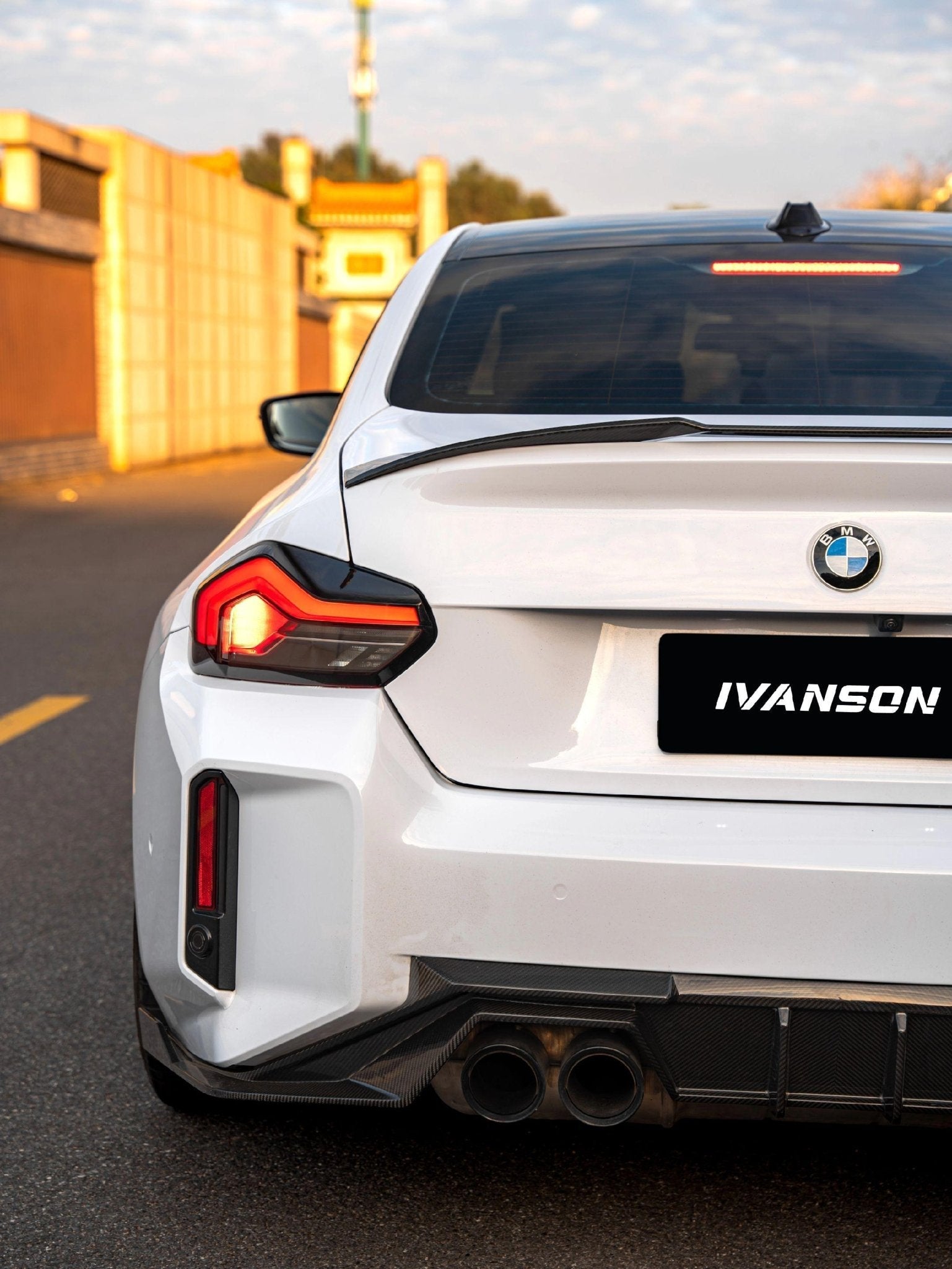 IVANSON - BMW M2 G87 DRY CARBON FIBER REAR DIFFUSER