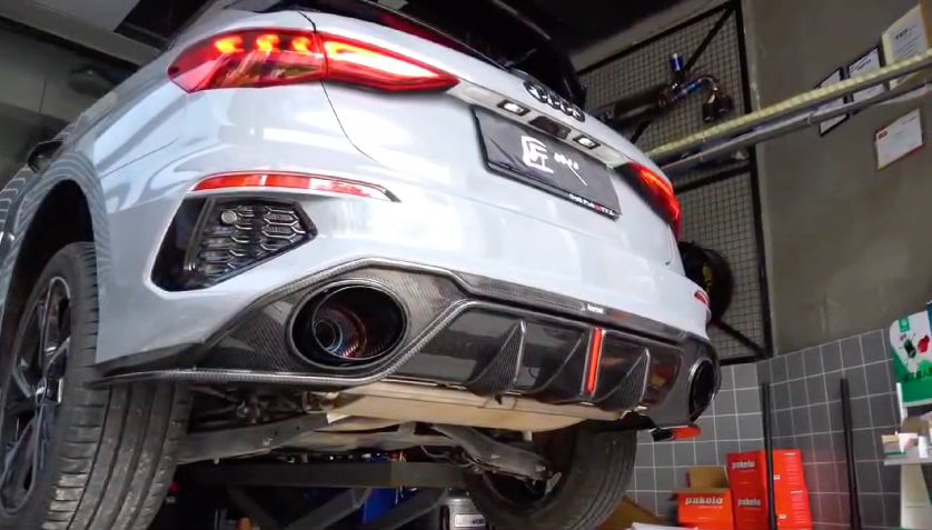 KARBEL - AUDI A3 / S3 8Y DRY CARBON FIBRE REAR DIFFUSER