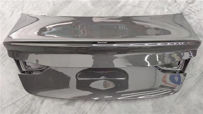 KARBEL - AUDI A3 / S3 / RS3 8V CARBON FIBRE DUCKTAIL REAR TRUNK LID