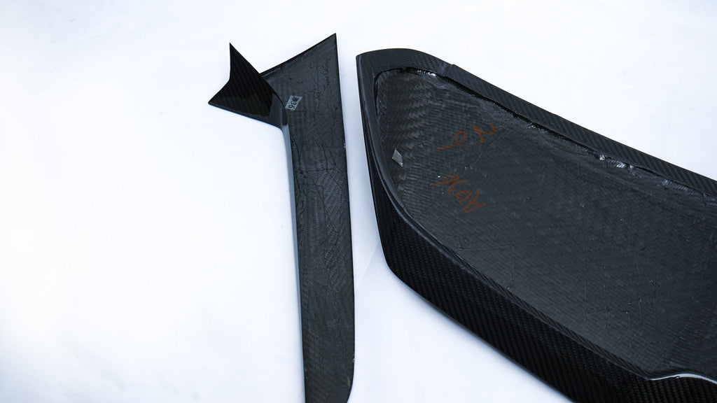 KARBEL - AUDI A4 AVANT ALLROAD B9.5 CARBON FIBRE ROOF SPOILER
