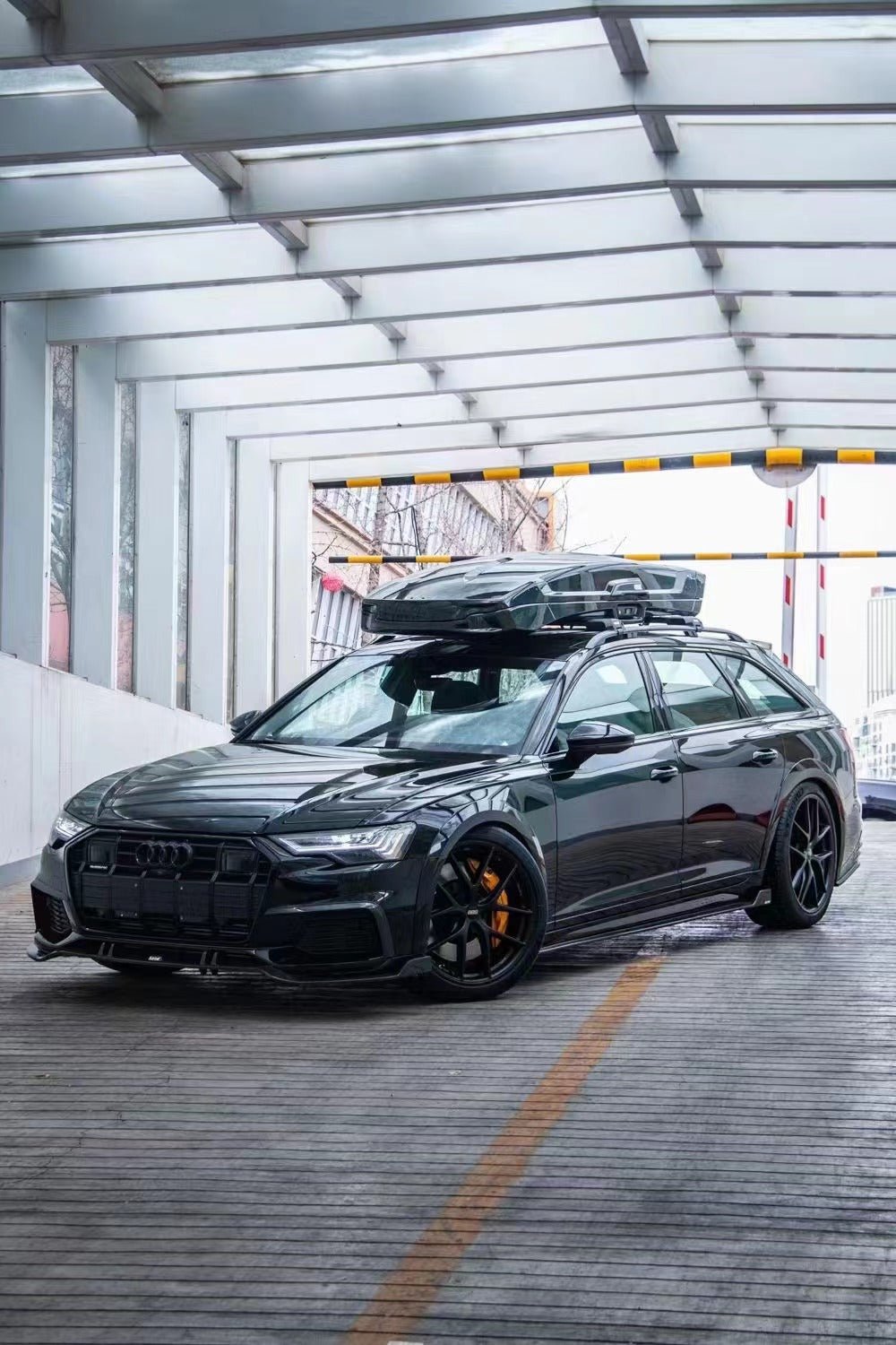 KARBEL - AUDI A6 AVANT C8 2020+ CARBON FIBRE SIDE SKIRTS