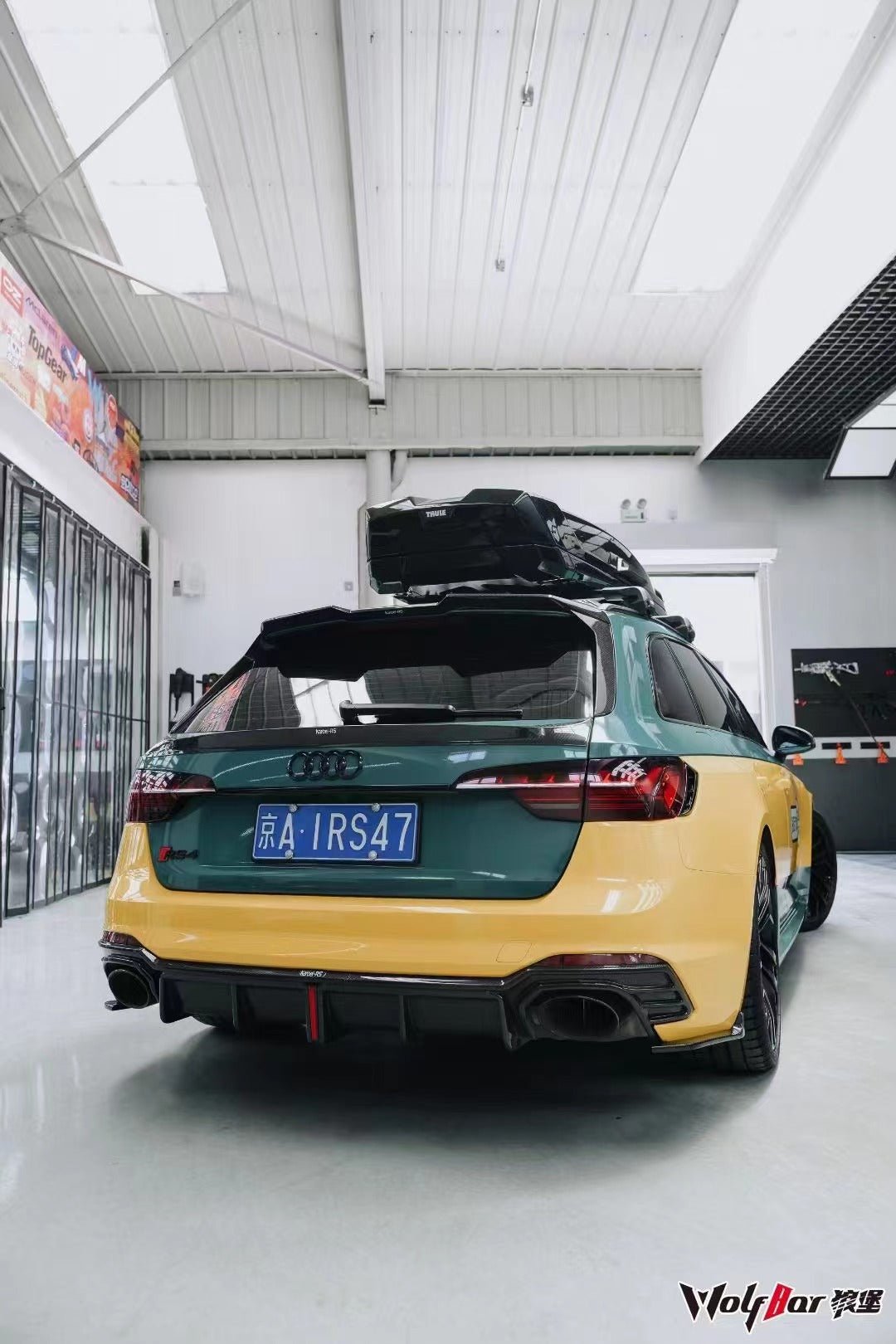 KARBEL - AUDI RS4 B9.5 DRY CARBON FIBRE REAR DIFFUSER