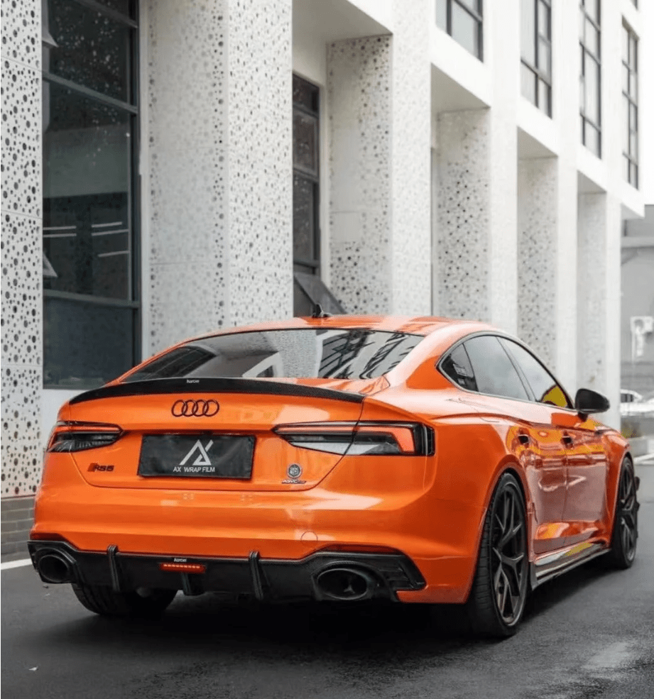 KARBEL - AUDI RS5 B9 CARBON FIBER LED REAR DIFFUSER