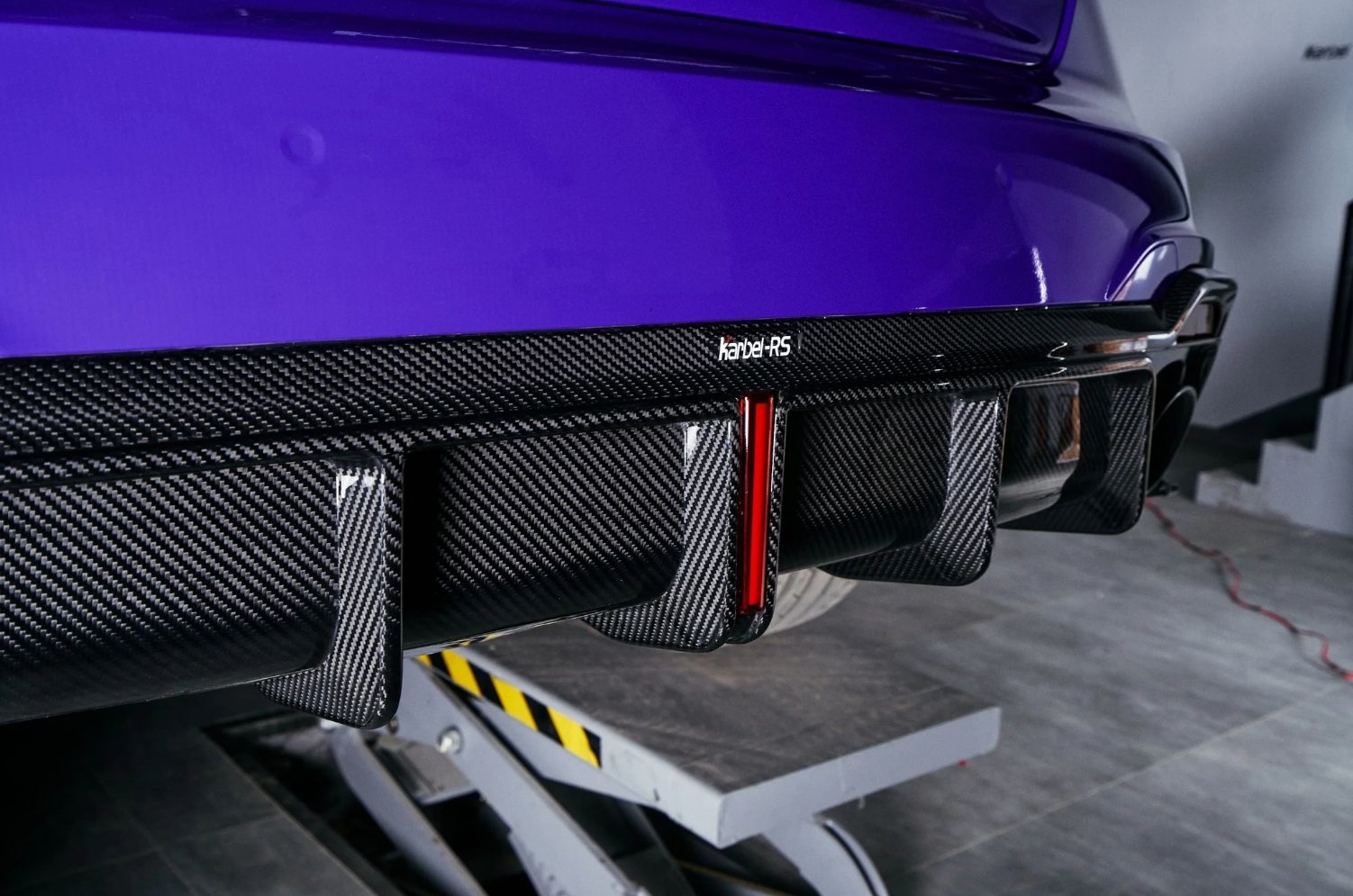 KARBEL - AUDI RS5 B9.5 2020+  DRY CARBON REAR DIFFUSER
