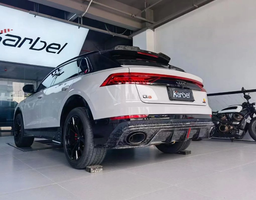 KARBEL - AUDI SQ8 Q8 S-LINE CARBON FIBRE LED REAR DIFFUSER