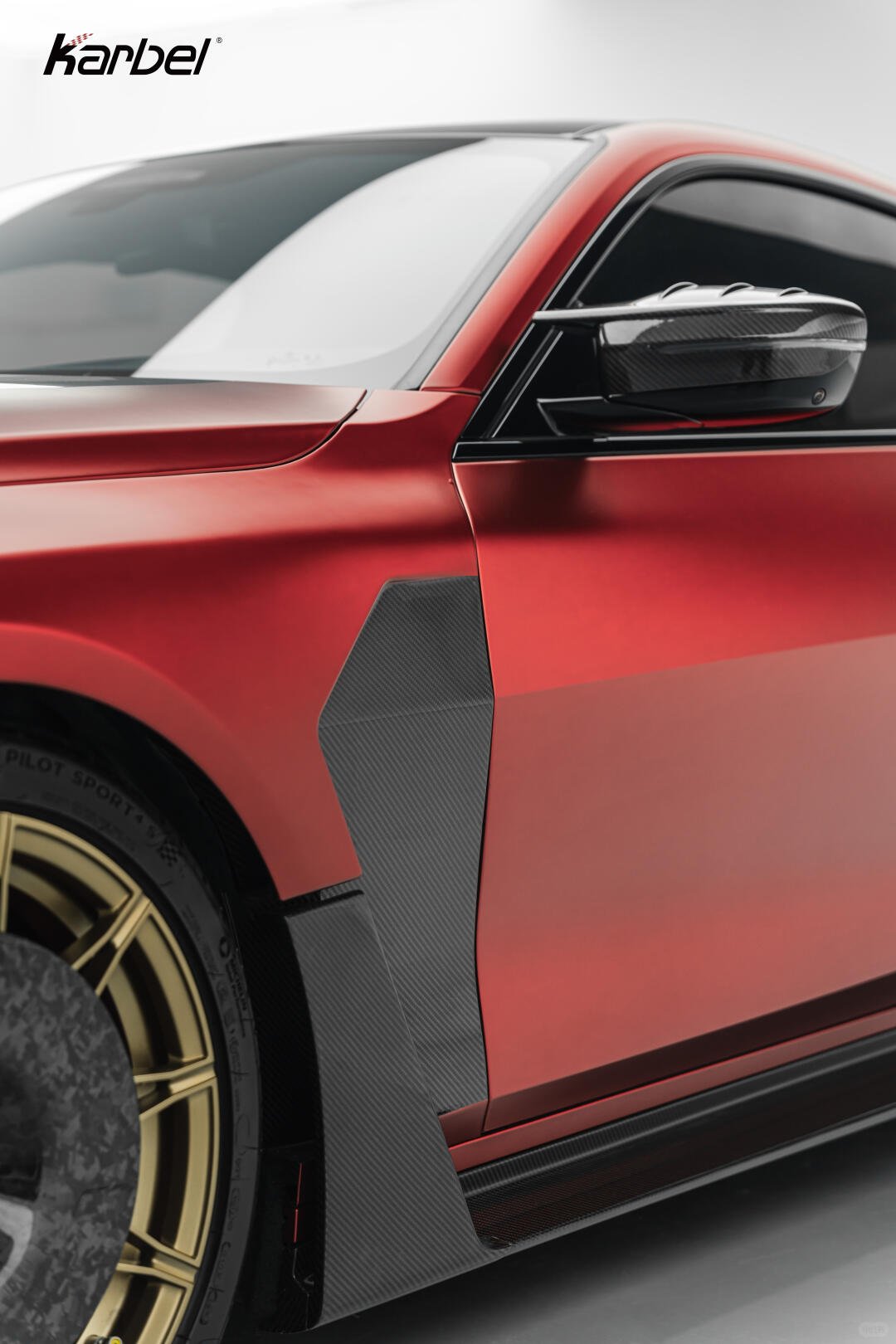 KARBEL - BMW M4 G82 DRY CARBON FIBER SIDE FENDER WINGS