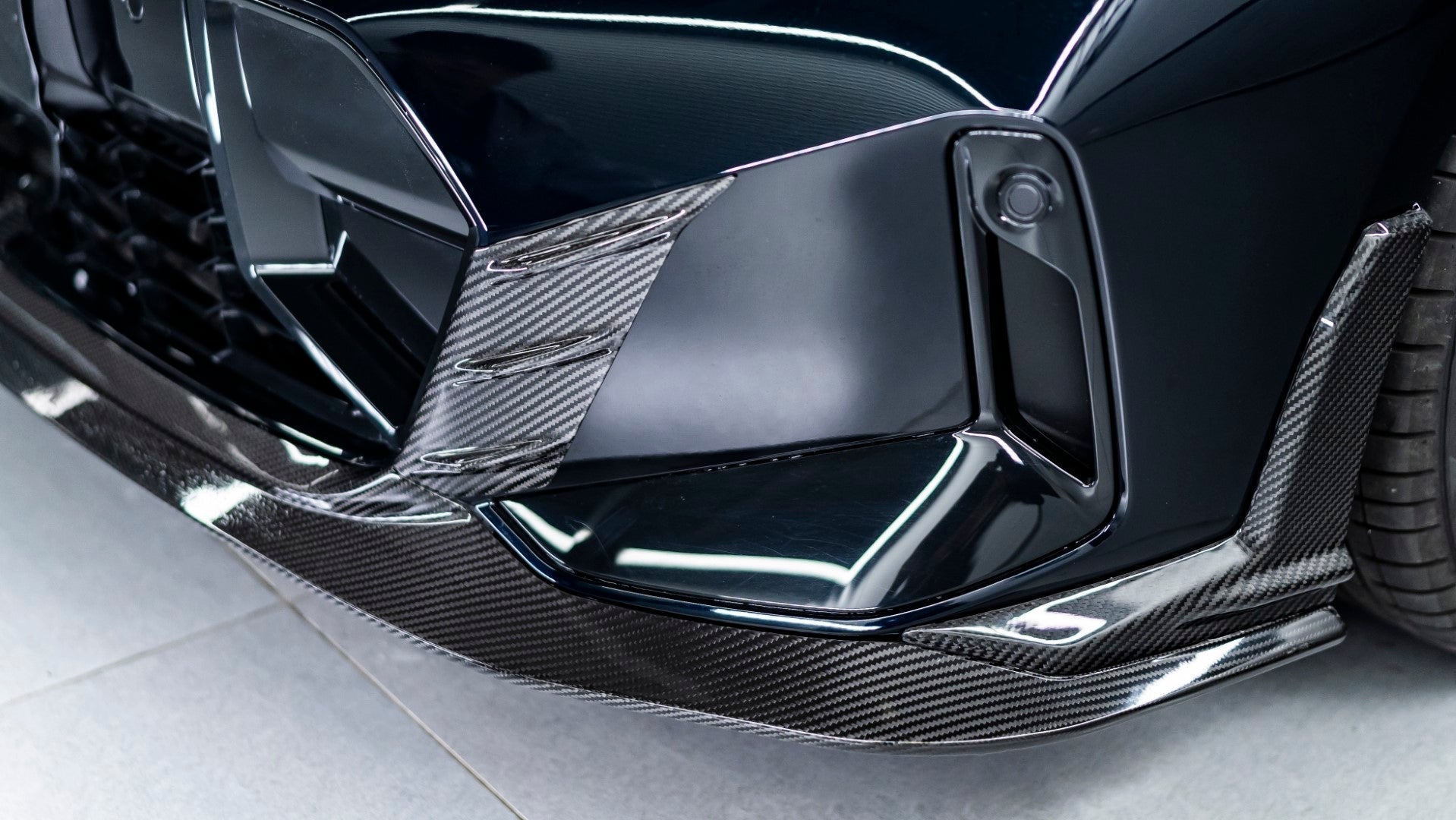 KARBEL - BMW 3 SERIES G20 LCI CARBON FIBRE FRONT LIP