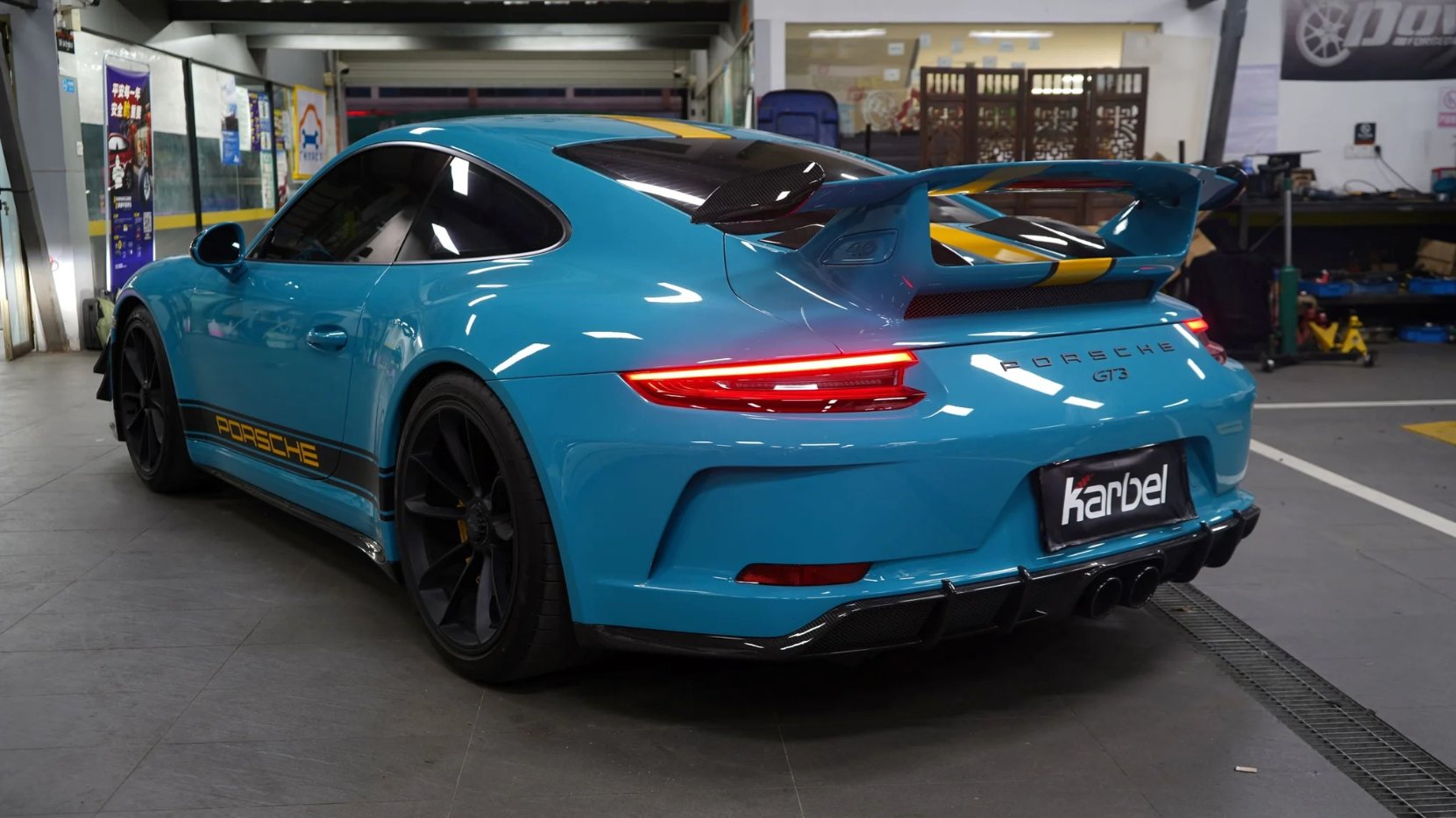 KARBEL - PORSCHE 911 991.2 GT3 DRY CARBON REAR DIFFUSER