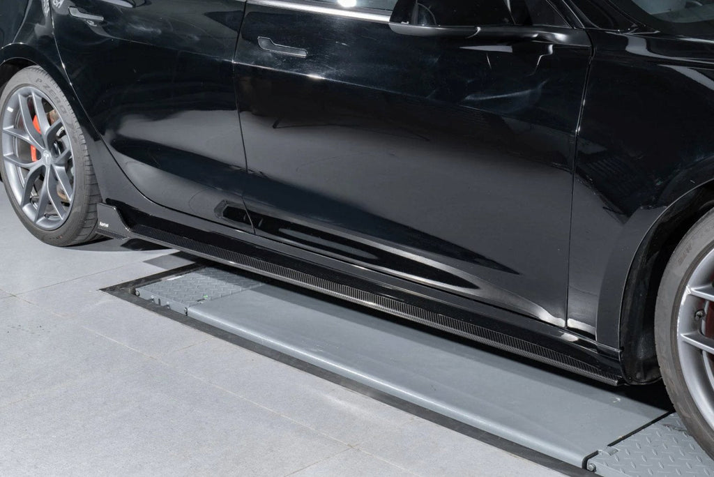 KARBEL - TESLA MODEL 3 DRY CARBON FIBRE SIDE SKIRTS