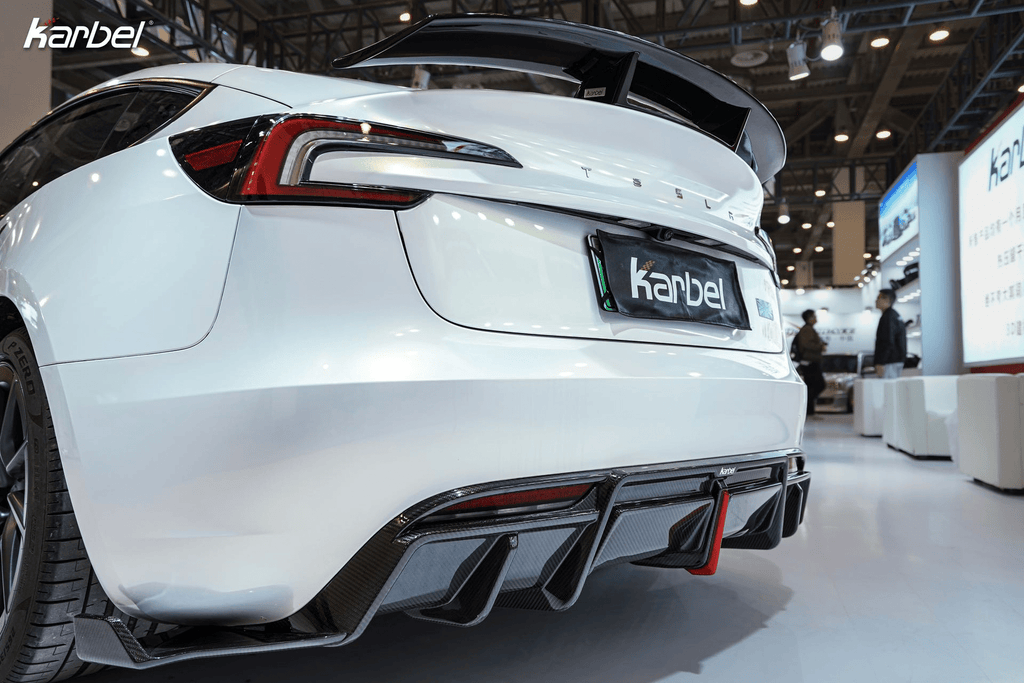 KARBEL - TESLA MODEL 3P PERFORMANCE HIGHLAND DRY CARBON FIBER LED REAR DIFFUSER