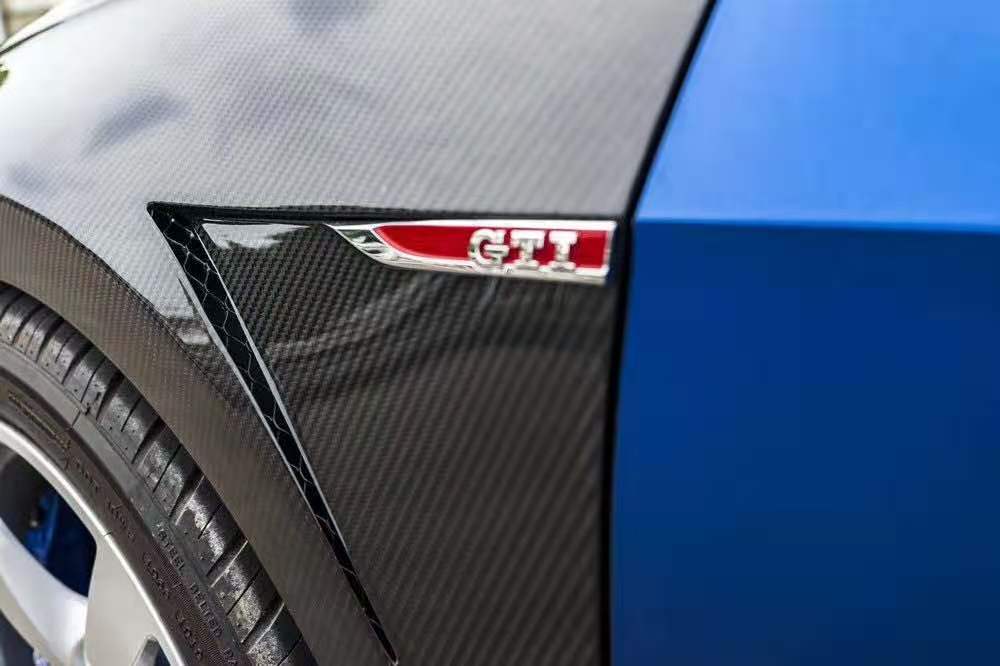 KARBEL - VOLKSWAGEN GOLF GTI MK7.5 CARBON FIBRE FULL BODY KIT