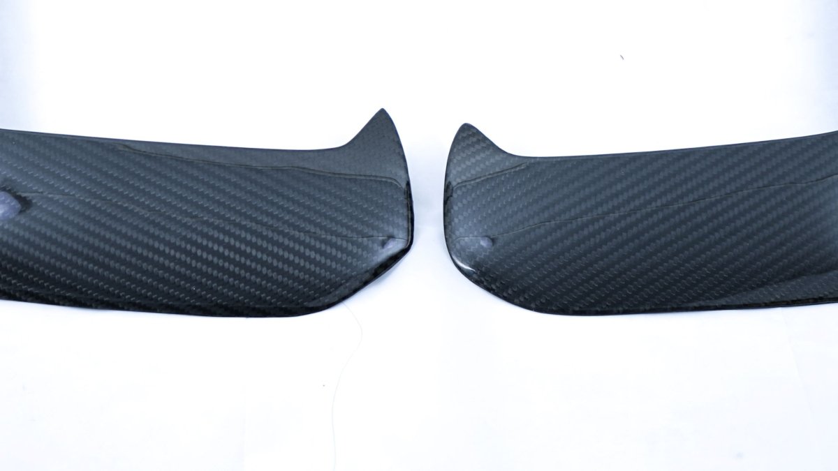 KARBEL - VOLKSWAGEN GOLF GTI MK7.5 CARBON FIBRE UPPER VALANCES