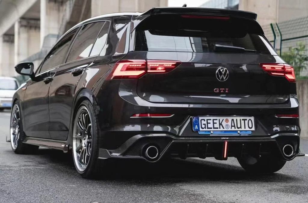 KARBEL - VOLKSWAGEN GOLF GTI MK8 CARBON FIBRE SIDE SKIRTS