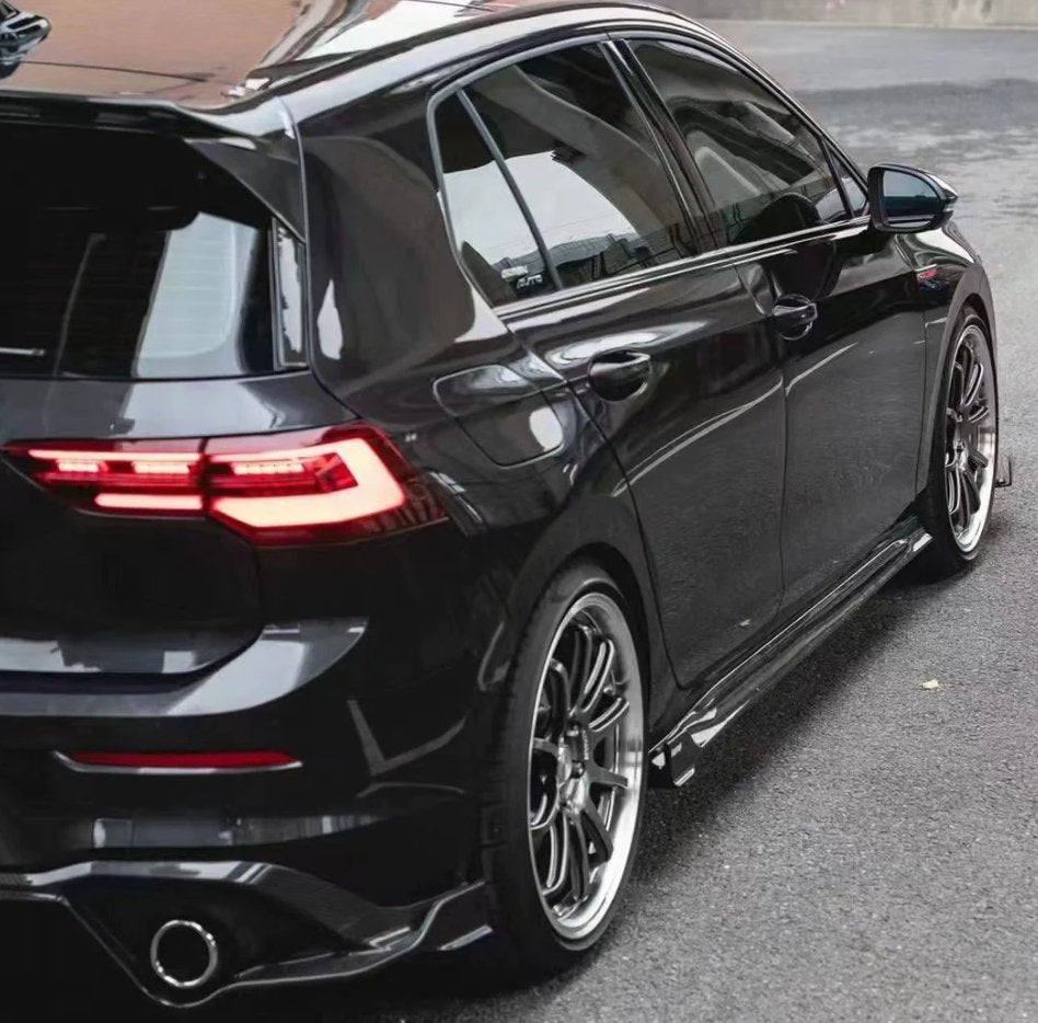 KARBEL - VOLKSWAGEN GOLF GTI MK8 CARBON FIBRE SIDE SKIRTS