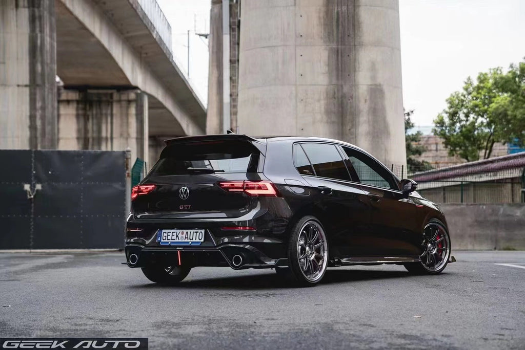 KARBEL - VOLKSWAGEN GTI MK8 DRY CARBON FIBRE FULL BODY KIT