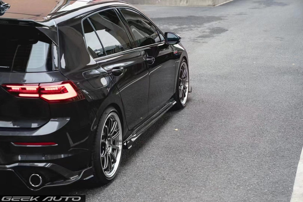 KARBEL - VOLKSWAGEN GTI MK8 DRY CARBON FIBRE FULL BODY KIT