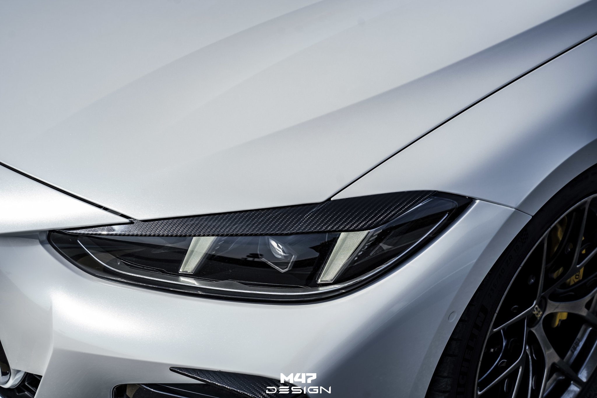 M47 - BMW 4 SERIES G22 / G23 DRY CARBON FIBRE HEADLIGHT EYEBROWS