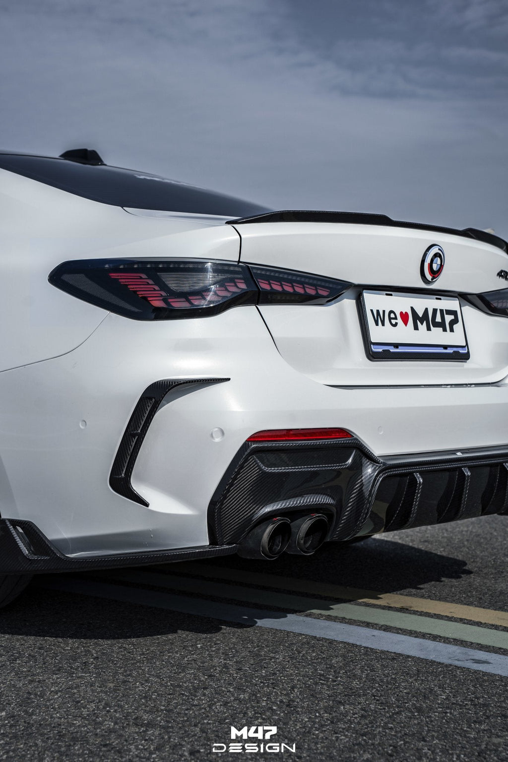 M47 - BMW 4 SERIES G22 / G23 DRY CARBON FIBRE REAR BUMPER FRAMES